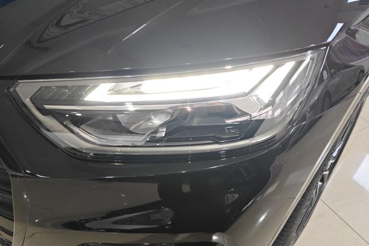 奥迪Q5L 2025款 45周年典藏版 45 TFSI 豪华动感型局部细节36