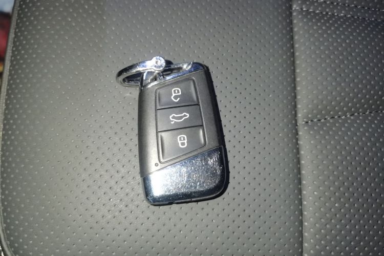 大众 帕萨特 2024款 380TSI 星空豪华版中控内饰7001