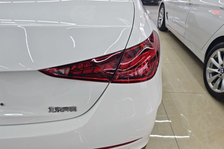 奔驰C级 2023款 改款二 C 260 L 运动版车身外观6006