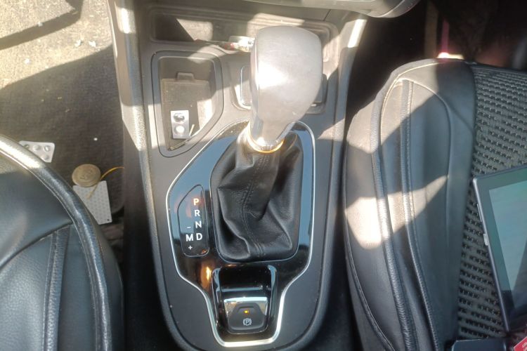 Jeep 自由光 2019款 2.0T 两驱智享版 国V局部细节18