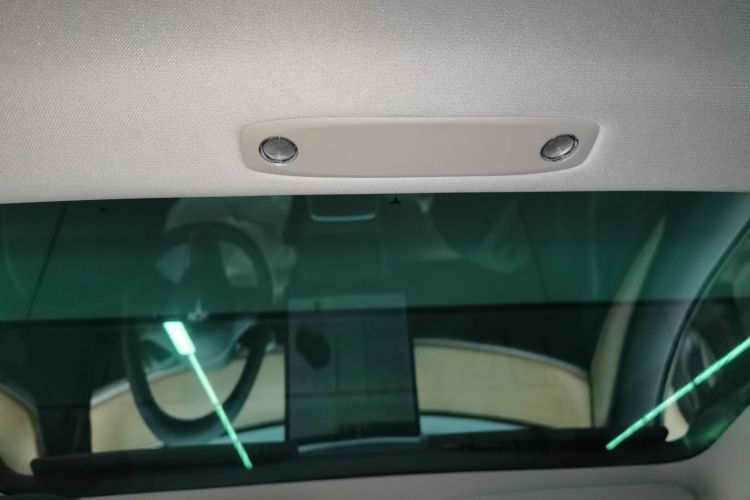 特斯拉 Model 3 2022款 Performance高性能全轮驱动版中控内饰22