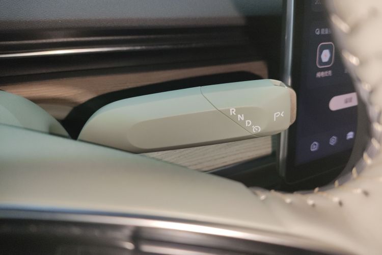 长安启源A07 2023款 增程 200 Pro中控内饰18