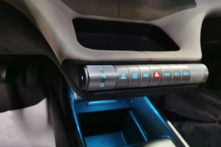 比亚迪 海豚 2024款 荣耀版 420km 时尚版中控内饰18