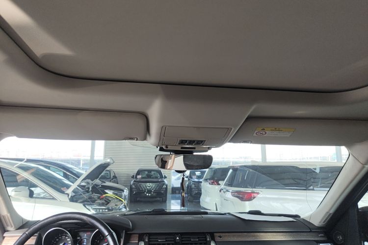 路虎 发现 2017款 3.0 SC V6 HSE局部细节22