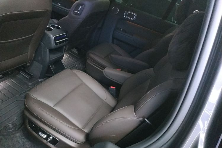 理想汽车 理想L8 2023款 Pro中控内饰21