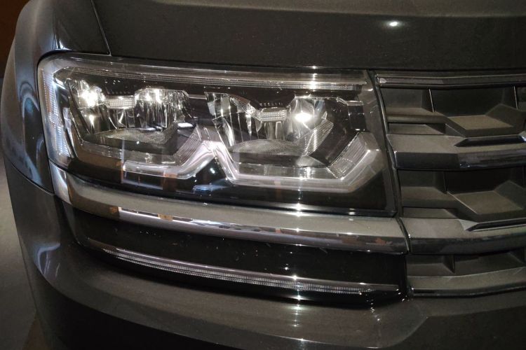 大众 途昂 2019款 380TSI 四驱豪华版 国V车身外观8