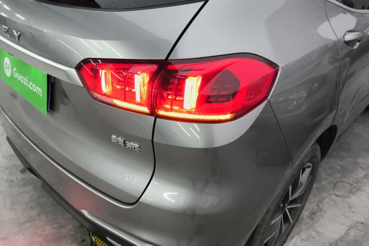 魏牌 VV5 2021款 1.5T 两驱智先锋车身外观9