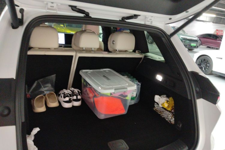 理想汽车 理想L6 2024款 Max机舱底盘23