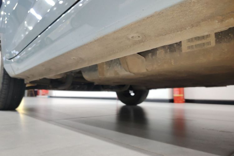 五菱汽车 宏光MINIEV 2021款 马卡龙夹心款 170km 磷酸铁锂机舱底盘30