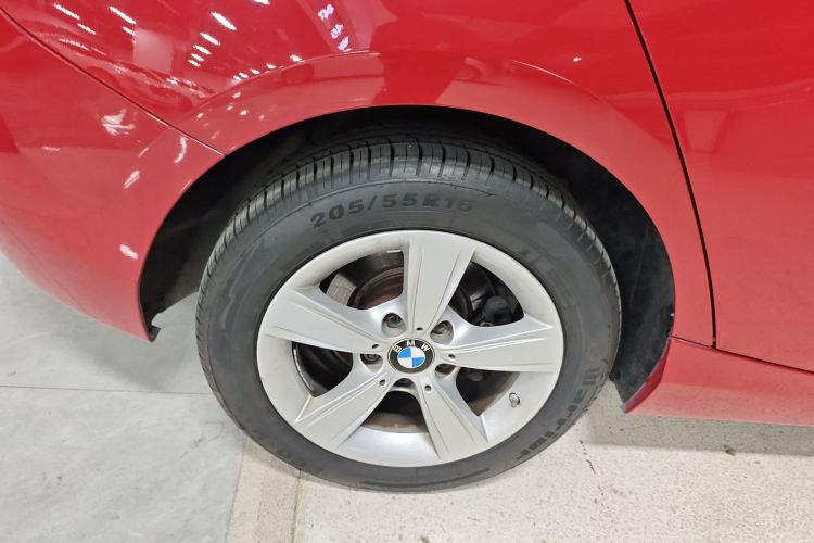 宝马1系(进口) 2013款 改款 118i 运动型车身外观6008