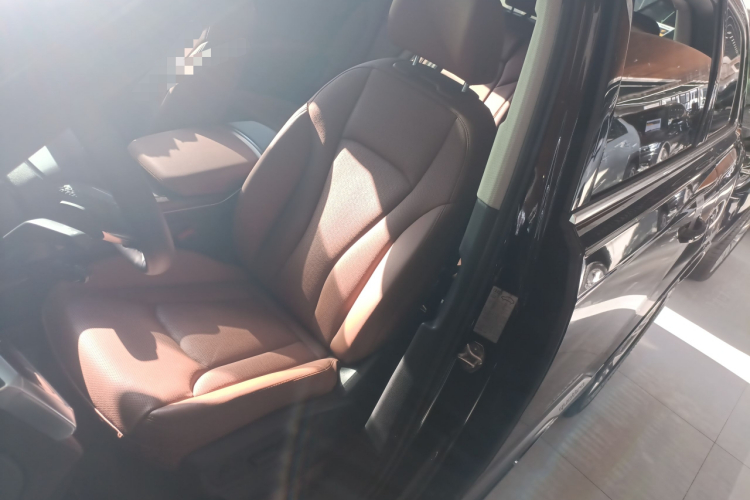 奥迪Q7 2023款 45 TFSI quattro S line运动型局部细节19