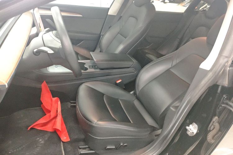 特斯拉 Model 3 2021款 Performance高性能全轮驱动版 3D6中控内饰19