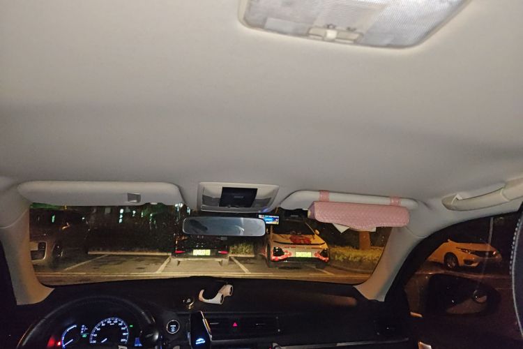 雷克萨斯CT 2014款 CT200h 精英版 单色中控内饰22