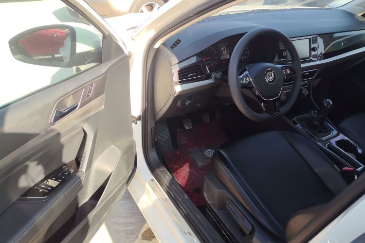 大众 朗逸 2019款 1.5L 手动舒适版 国VI中控内饰20