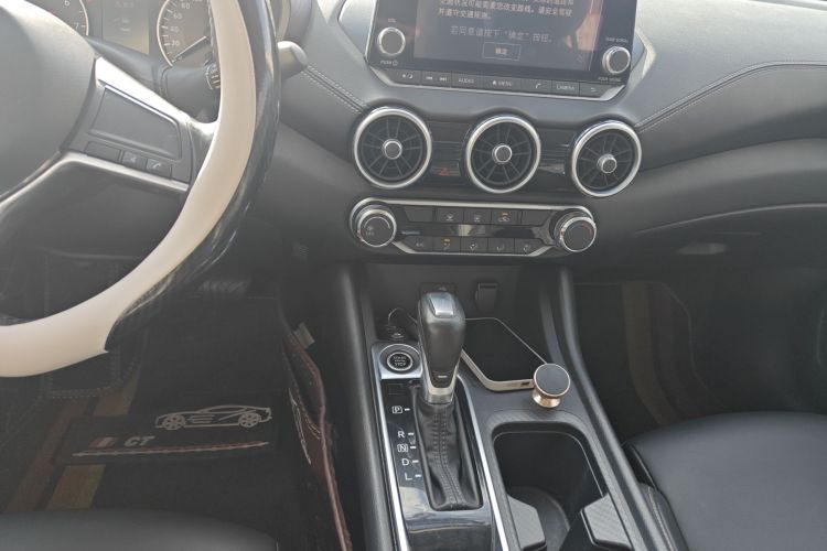 日产 轩逸 2020款 1.6L XL CVT悦享版中控内饰16