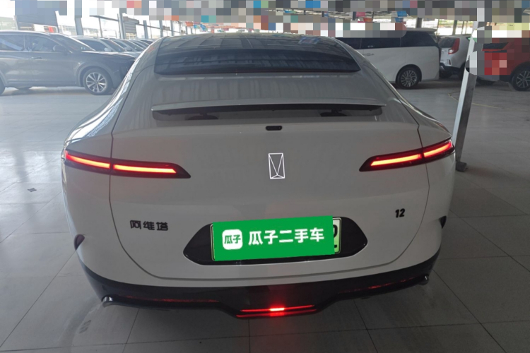 阿维塔12 2024款 700 三激光后驱智享版车身外观6