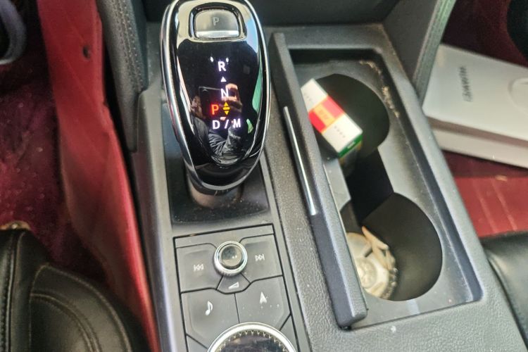 凯迪拉克CT6 2020款 28T 豪华型中控内饰18