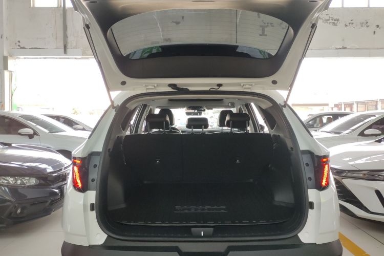 现代 2023款 途胜L 1.5T 自动两驱DLX豪华版机舱底盘23