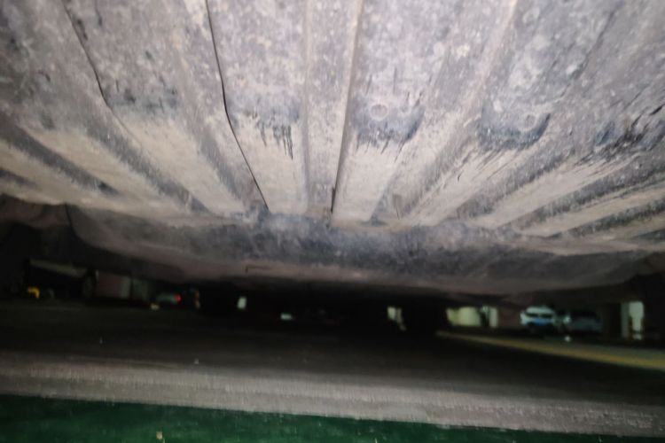 奔驰C级 2017款 改款 C 180 L 动感型运动版局部细节9008