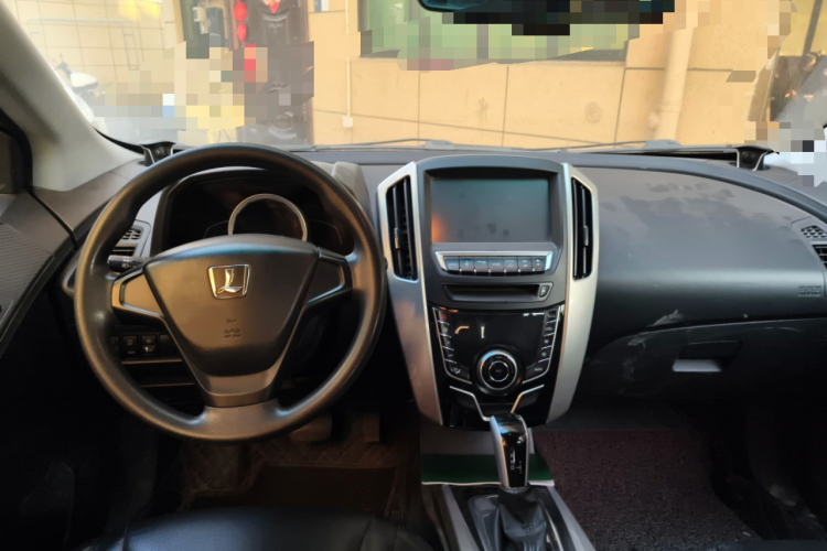 纳智捷 优6 SUV 2015款 1.8T 新创升级型中控内饰12