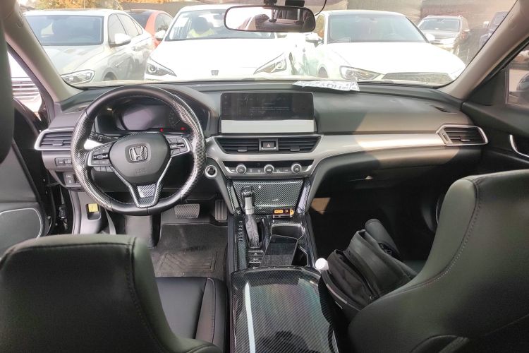 本田 雅阁 2022款 260TURBO 豪华版中控内饰7002