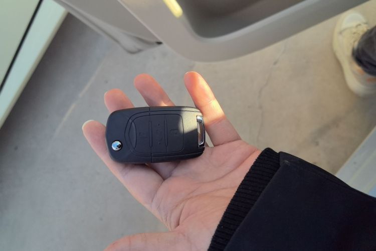 五菱汽车 宏光MINIEV 2024款 第三代 215km 青春版中控内饰7001