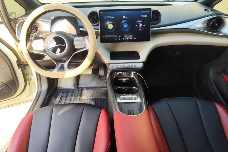 比亚迪 海豚 2023款 420km 时尚版中控内饰12