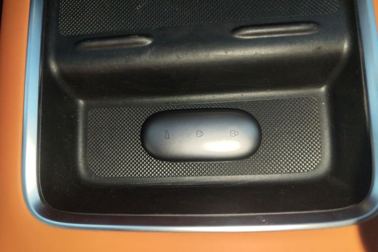 理想汽车 理想L8 2023款 Pro中控内饰11