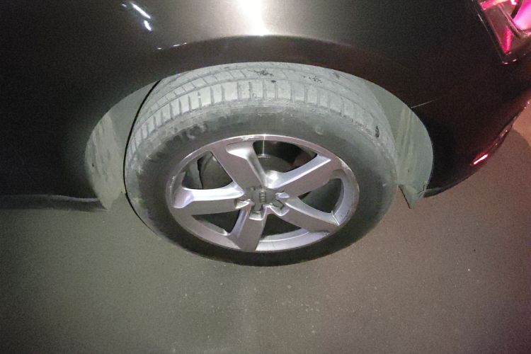 奥迪Q5 2016款 40 TFSI 技术型车身外观6007