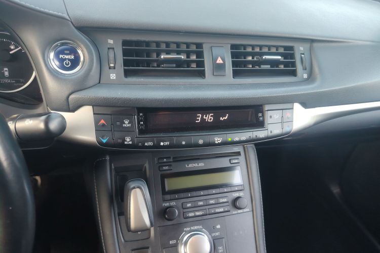 雷克萨斯CT 2014款 CT200h 精英版 单色局部细节16