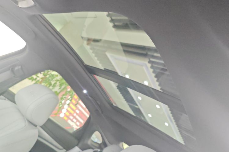 比亚迪 海豹 2023款 DM-i 1.5L 121km 豪华型局部细节22