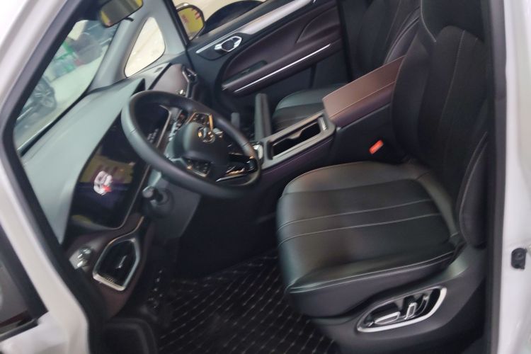 广汽传祺 传祺M6 2021款 PRO 270T 自动尊享版中控内饰19