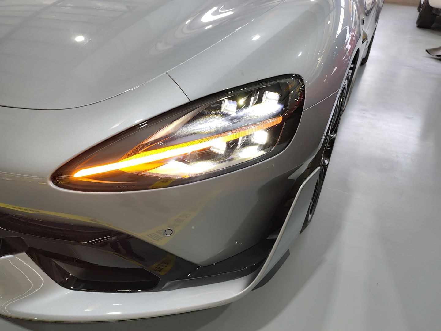 小米汽车 小米SU7 Ultra 2025款 Ultra