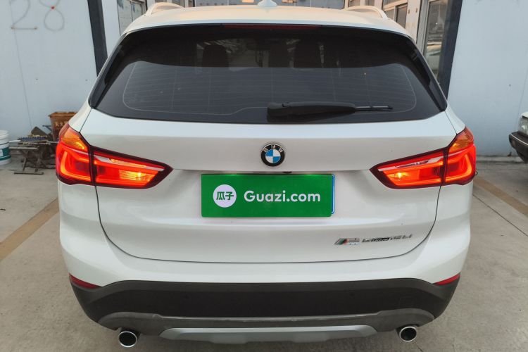 宝马X1 2018款 sDrive18Li 尊享型车身外观6