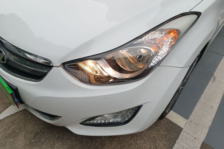 现代 朗动 2015款 1.6L 自动领先型局部细节36