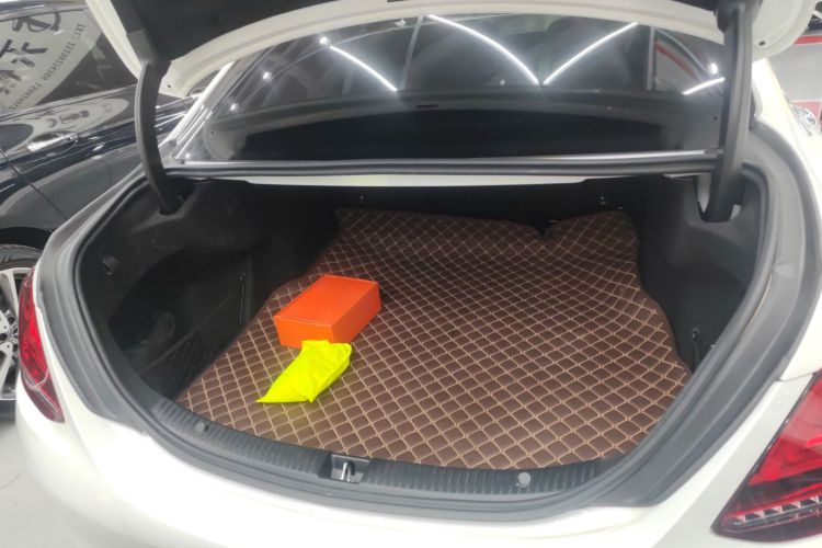 奔驰C级 2021款 C 260 L 运动星耀臻藏版局部细节23