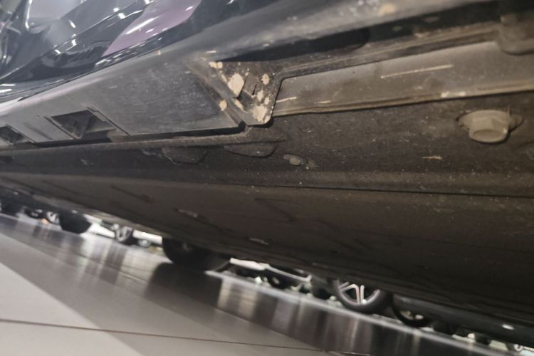 鸿蒙智行 智界R7 2024款 纯电 802km Max局部细节9001