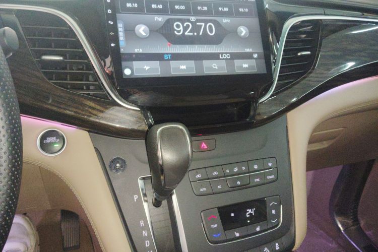 别克GL8 2018款 ES 28T 尊享型 国VI中控内饰16