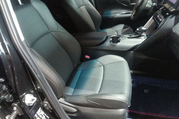 丰田 威飒 2022款 2.0L CVT两驱豪华版局部细节41