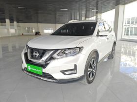 日产 奇骏 2017款 2.5L CVT豪华版 4WD