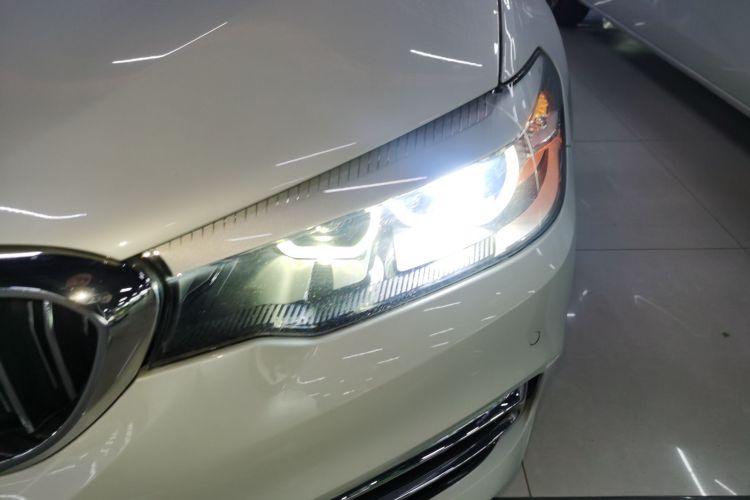 宝马5系 2019款 525Li 豪华套装局部细节36