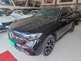 奔驰GLC 2023款 GLC 260 L 4MATIC 豪华型 5座