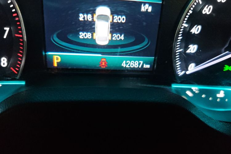 别克 英朗 2018款 18T 自动精英型中控内饰15