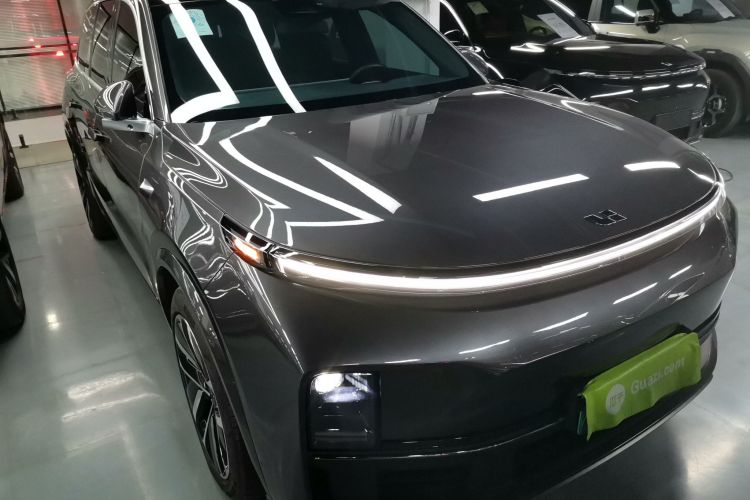 理想汽车 理想L9 2022款 Max车身外观3