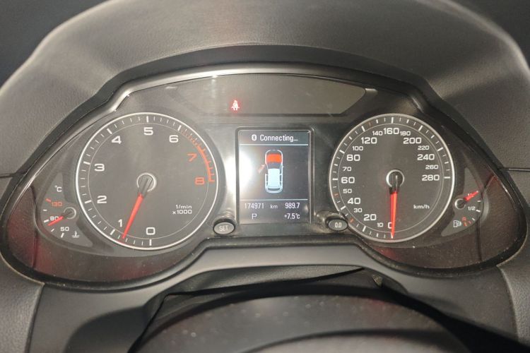 奥迪Q5 2013款 40 TFSI 舒适型中控内饰14