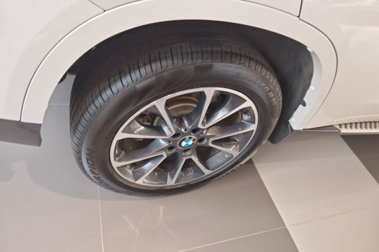 宝马X5(进口) 2017款 xDrive35i 典雅型车身外观6008