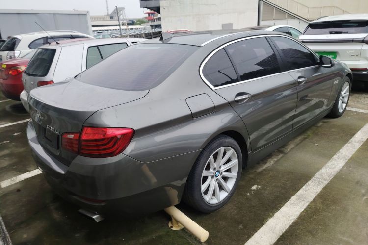 宝马5系 2015款 535Li 领先型车身外观6005