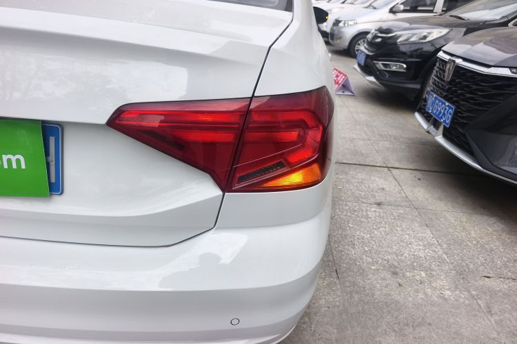 大众 捷达 2019款 梦想版 1.5L 手动时尚型车身外观6006