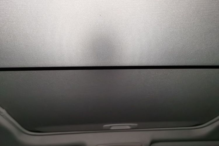 丰田 威兰达 2020款 双擎 2.5L E-CVT四驱豪华版中控内饰22