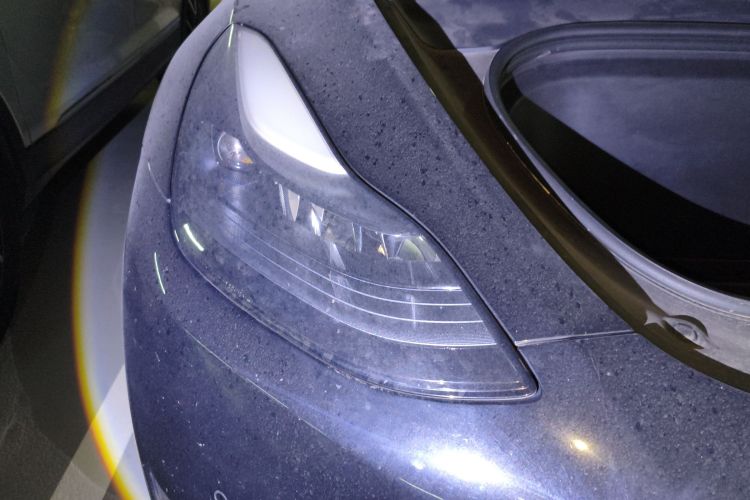 特斯拉 Model Y 2021款 标准续航后驱版车身外观8